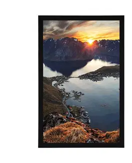 Příroda Plakát okouzlující horské panorama se západem slunce