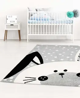 Dětské koberce Dětský šedý koberec na hraní zajíček Šířka: 140 cm | Délka: 200 cm