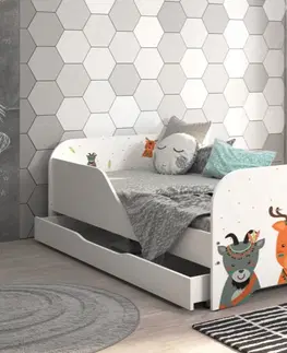 Dětské postele Dětská postel 140 x 70 cm s motivem indiánských zvířátek