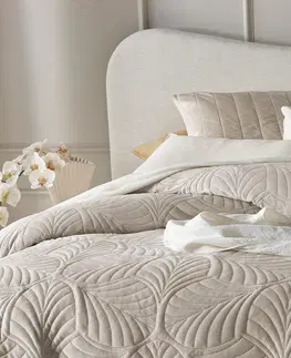 Jednobarevné přehozy na postel Velurový béžový přehoz na postel Feel 220 x 240 cm
