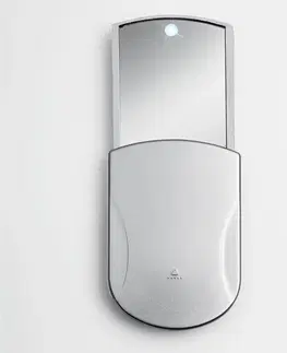 Koupelnové doplňky Kapesní zrcátko s LED světlem