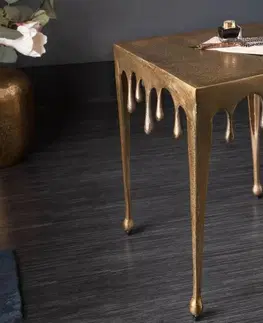 Luxusní a designové příruční stolky Estila Art-deco příruční stolek Liquid Line ve zlaté barvě 44cm