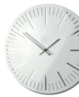 Nástěnné hodiny Moderní hodiny na stěnu v bílé barvě do obývacího pokoje