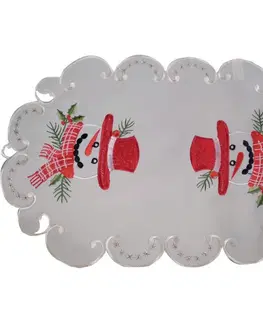 Prostírání na stůl Vánoční krémový ubrus s výšivkou sněhuláka