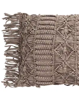 Dekorační polštáře Bavlněný polštář Macrame Taupe s třásněmi  - 45*45 cm J-Line by Jolipa 94579