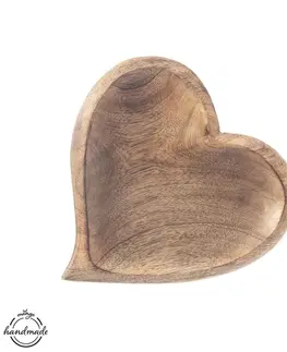 Podnosy a tácy Orion Dřevěný tác Mango Srdce 20 x 20 cm