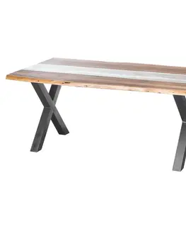 Designové a luxusní jídelní stoly Estila Industriální jídelní stůl Live Edge z hnědého akáciového dřeva se skleněnou aplikací a černými zkříženými nožičkami 180cm