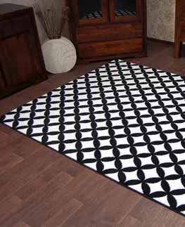 Koberce a koberečky Dywany Lusczow Kusový koberec SKETCH CALLUM bílý / černý - diamant, velikost 160x220