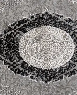 Vintage koberce Exkluzívny koberec čiernej farby vo vintage štýle