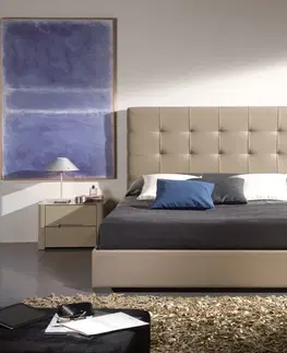 Luxusní a stylové postele Estila Kožená postel Chesterfield BELEN s prošívaným čelem a úložným prostorem 200 cm