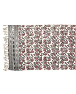 Koberce a koberečky Červeno-zelený bavlněný koberec s květy a třásněmi - 70*120 cm Clayre & Eef KT080.057