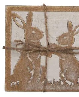 Prkénka a krájecí desky Sada 4ks dřevěný podtácek s králíčky - 10*10 cm Clayre & Eef 6H2071