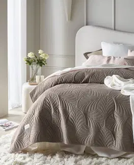 Jednobarevné přehozy na postel Hnědý velurový přehoz Feel 170 x 210 cm