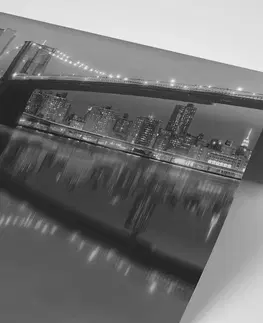 Samolepící tapety Samolepící fototapeta černobílý most v Manhattanu