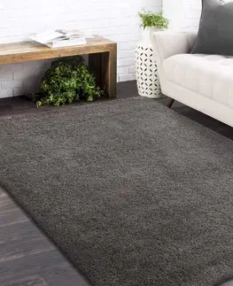 Koberce SHAGGY Stylový koberec v tmavě šedé barvě
