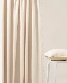 Jednobarevné hotové závěsy Krémový závěs LARA na stříbrná kolečka se střapci 140 x 280 cm