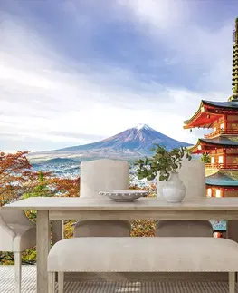 Samolepící tapety Samolepící fototapeta výhled na Chureito Pagoda a horu Fuji