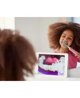 Elektrické zubní kartáčky Philips Sonický dětský zubní kartáček s připojením Bluetooth HX6352/42, růžová