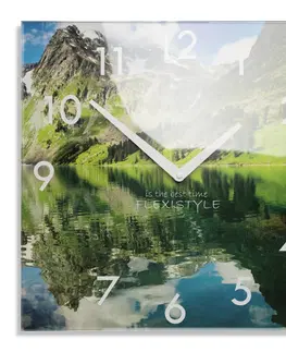 Nástěnné hodiny Dekorační skleněné hodiny 30 cm s motivem horského jezera