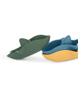 Hračky PETITE&MARS - Hračky silikonové do koupele Sharks 6m+