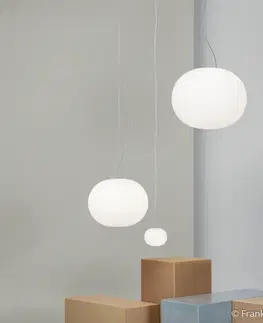 Závěsná světla FLOS FLOS Glo-Ball - kulatá závěsná lampa 45 cm