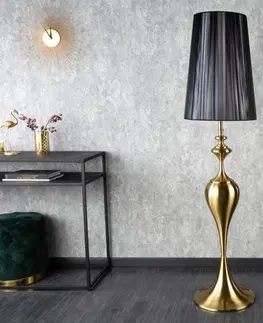 Designové a luxusní stojící lampy Estila Moderní designová stojací lampa Lucie ve zlatém provedení z kovu s černým stínítkem 160cm