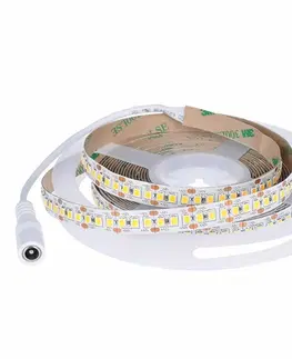 LED pásky 12V Solight LED světelný pás 5m, 198LED/m, 16W/m, 1500lm/m, IP20, teplá bílá WM613