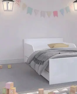 Dětské postele Jednoduchá a univerzální dětská postel bílé barvy 160 x 80 cm
