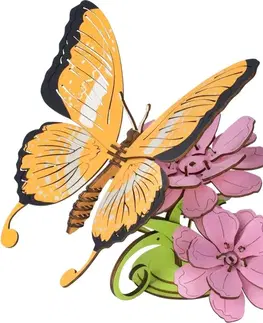 3D puzzle Woodcraft construction kit Dřevěné 3D puzzle Motýl na květech barevné