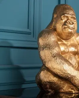 Luxusní stylové sošky a figury Estila Luxusní art deco dekorační soška gorily Wilde z kovu ve zlaté barvě 43cm
