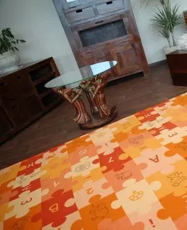 Koberce a koberečky Dywany Lusczow Dětský koberec PUZZLE oranžový, velikost 100x150