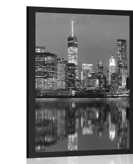 Černobílé Plakát odraz Manhattanu ve vodě v černobílém provedení