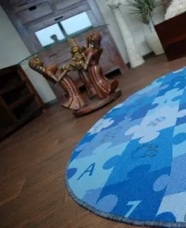 Koberce a koberečky Dywany Lusczow Dětský kulatý koberec PUZZLE modrý, velikost kruh 100