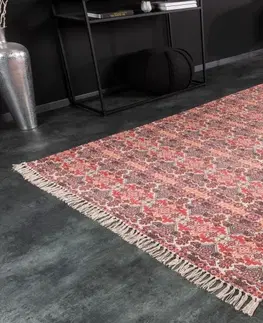 Designové a luxusní koberce Estila Orientální bavlněný koberec Besatty ve tvaru obdélníku v červené barvě se vzorem a třásněmi 230cm