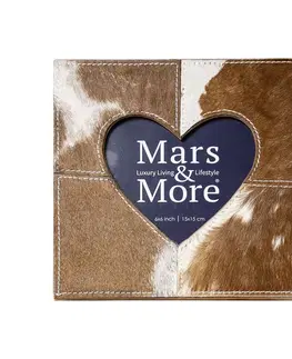 Klasické fotorámečky Hnědo -bílý kožený fotorámeček se srdcem Cowie -  20*1,5*20cm  Mars & More HFLKHB1510