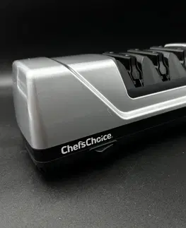 Elektrické brousky na nože ChefsChoice Trizor elektrická bruska na nože M 15XV - 3-stupňová