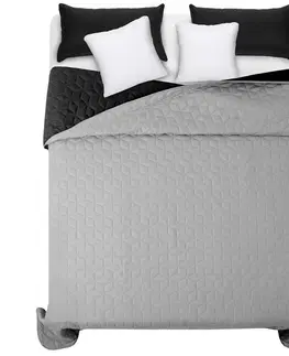 Jednobarevné přehozy na postel Černo šedý přehoz na manželskou postel s elegantním prošíváním 200 x 220 cm