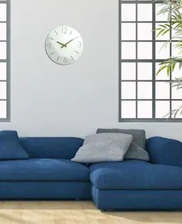 Nástěnné hodiny Bílé nástěnné hodiny do ložnice s dřevěnými ručičkami