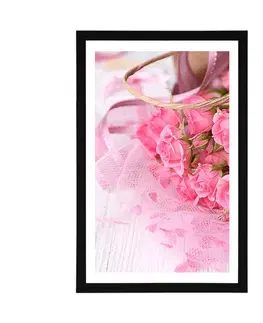 Zátiší Plakát s paspartou romantická růžová kytice růží