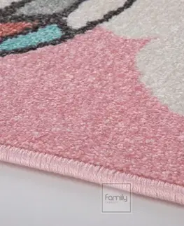 Dětské koberce Dětský koberec s balony v pastelové růžové barvě