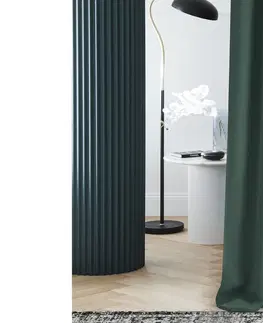 Zatemňovací závěsy Elegantní tmavě zelený zatemňující závěs na řasící pásku 140 x 280 cm