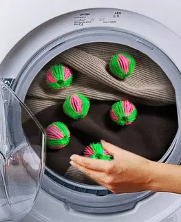 Koše na prádlo 6 kuliček do prádla proti žmolkům