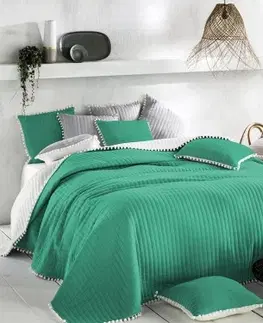 Francouzské přehozy na postel s potiskem Oboustranný zelený přehoz na postel 220 x 240 cm