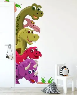 Samolepky na zeď Dětské samolepky na zeď - Dinosauři kolem dveří