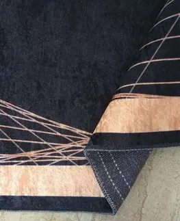 Moderní koberce Stylový koberec s třásněmi a zlatým motivem