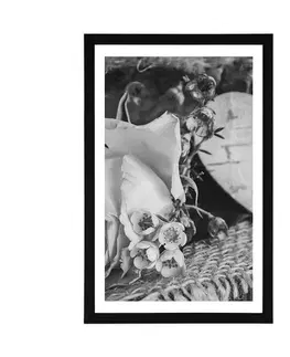 Černobílé Plakát s paspartou růže a srdíčko v jutě v černobílém provedení