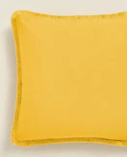 Dekorační povlaky na polštáře Hořčičně žlutý povlak na polštář BOCA CHICA se střapci 50 x 50 cm