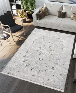 Moderní koberce Světlý bílo-šedý vintage designový koberec se vzory Šířka: 120 cm | Délka: 170 cm