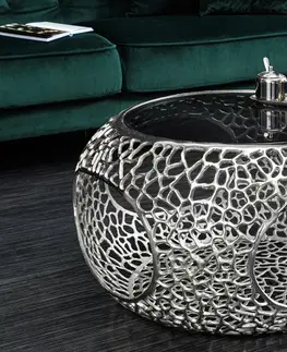Designové a luxusní konferenční stolky Estila Designový glamour kulatý stříbrný konferenční stolek Hoja s úložným prostorem a pavučinovým designem 40 cm