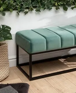 Stylové a luxusní lavice Estila Retro lavice Taxil se sametovým potahem mentolové barvy a konstrukcí z kovu 110cm